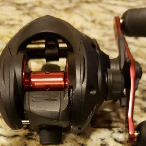 Shimano caius RH reel